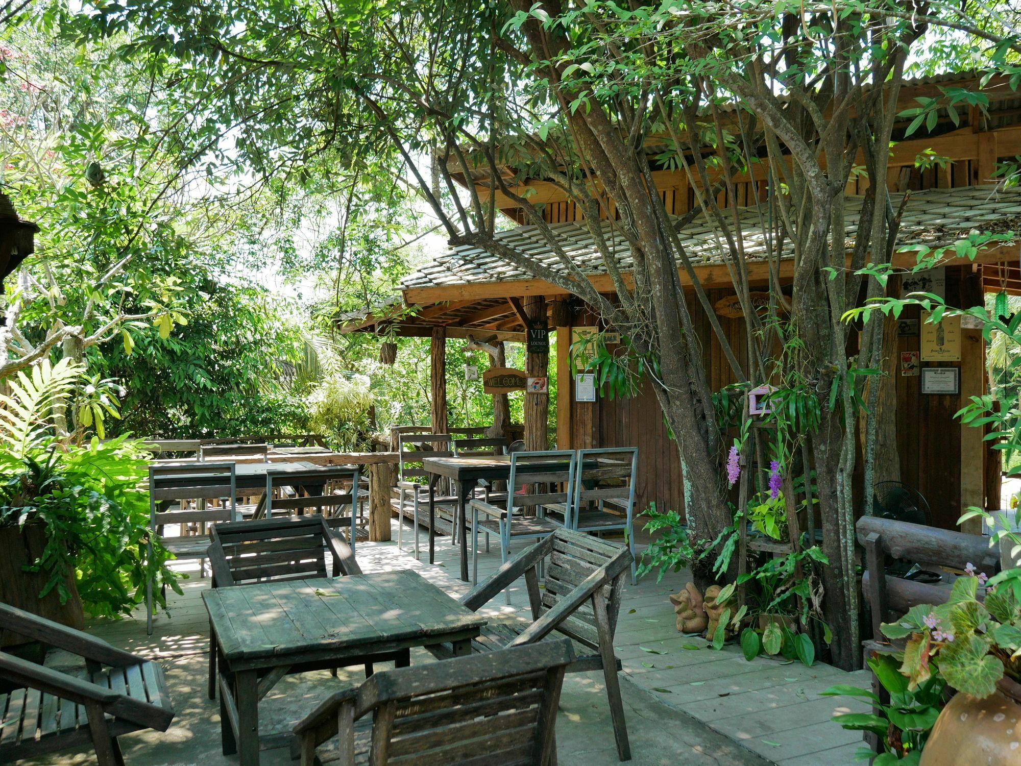 Hotel Mama Tree Rayong Exterior foto